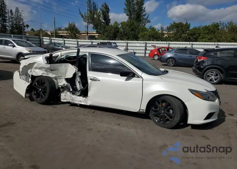 2018 Nissan Altima 2.5 from USA, damaged, VIN 1N4AL3AP1JC299982